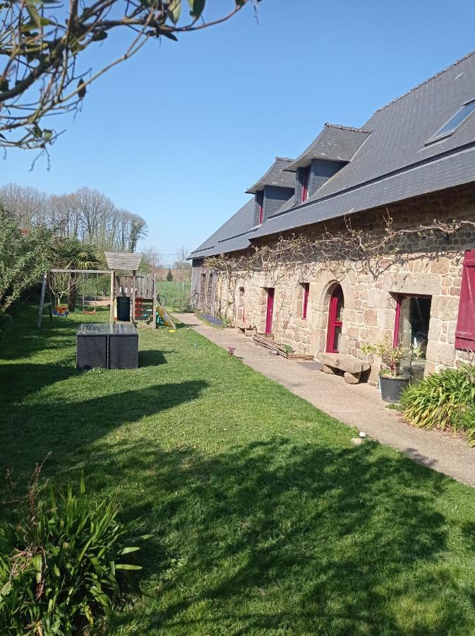 Chambres D'Hotes La Roche Saint-Hilaire-des-Landes 外观 照片
