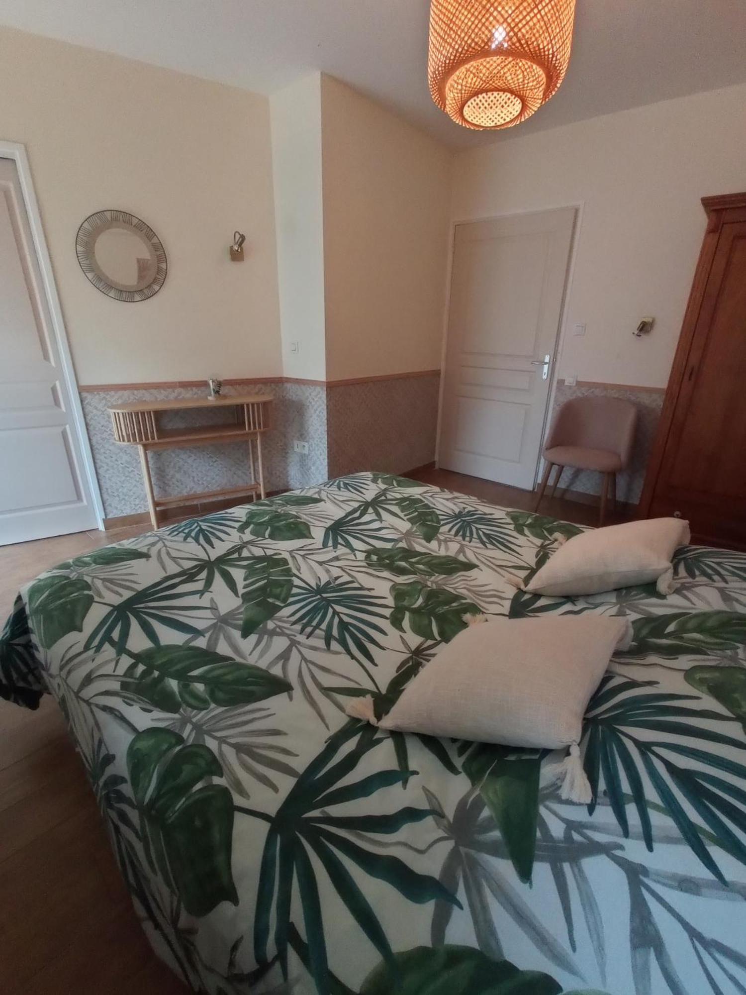 Chambres D'Hotes La Roche Saint-Hilaire-des-Landes 外观 照片